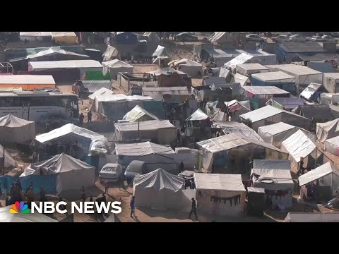 Inside a Gaza tent city housing displaced Palestinians near Egypt border