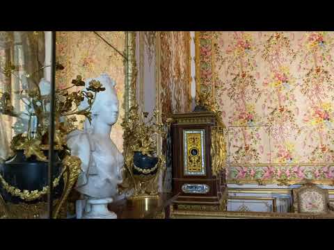 Marie Antoinette&rsquo;s bedroom in Versailles, Paris