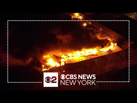 Massive warehouse fire burning in Elizabeth, New Jersey