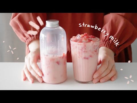 Real strawberry milk 🍓🥛