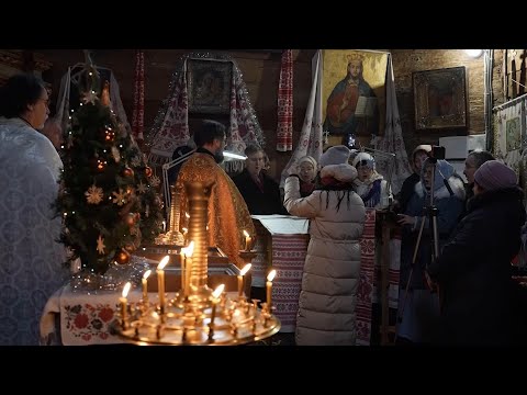 Ukrainians celebrate Christmas in Kyiv amid the war