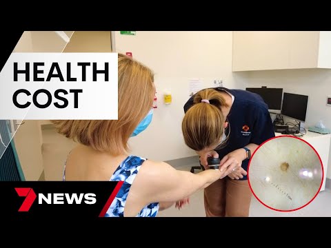 Skin cancer experts warn rising cost is stopping people from getting skin checks | 7 News Australia