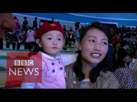 North Korea: Relaxing with the residents of Pyongyang - BBC News