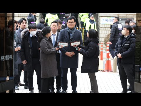 '돈봉투 의혹' 송영길 영장심사&hellip;밤늦게 결론 예상 / 연합뉴스TV (YonhapnewsTV)