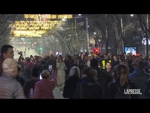 Serbia, ancora proteste contro presunti brogli elettorali