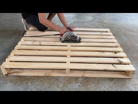 Creative Wood Pallet Furniture DIYs You Can't Miss - Recycled Wood Pallet Chair Building Projects