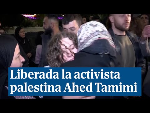 La activista palestina Ahed Tamimi, entre los presos liberados de una c&aacute;rcel israel&iacute;