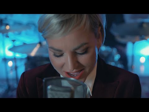 Martina P&amp;aacute;rtlov&amp;aacute; - Modlitba pro du&amp;scaron;i (Official Video)