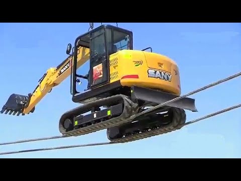 Extreme Dangerous Heavy Equipment Excavator Operator Skills &amp; River Crossing Excavator Driving