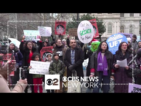 Rally held calling to end New York City's shelter rule for asylum seekers