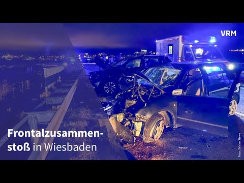 Frontalzusammensto&szlig; mit zwei Schwerverletzten in Wiesbaden