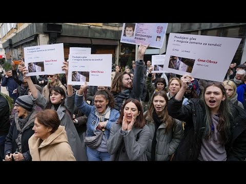 Des &eacute;tudiants bloquent la circulation &agrave; Belgrade pour d&eacute;noncer la corruption