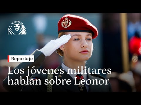 J&oacute;venes militares en el 12-O ante la formaci&oacute;n castrense de Leonor como cadete: &quot;Es un orgullo&quot;