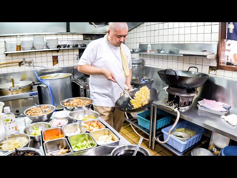 The Egg Dish Pro with Amazing Wok Skills! The Busy Local Chinese Restaurant's Best Dishes