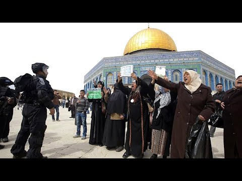 Jerusalem's Al-Aqsa compound: Israel police Stand in Masjid AQSA  || Latest Situation in Palestine