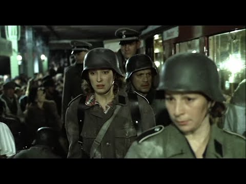 Der Untergang (Downfall) Extended Scene - The Escape