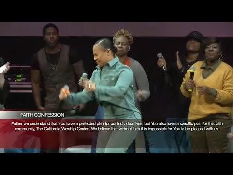 Erica Campbell Goes Forth in a Praise Break at California Worship Center 2023!