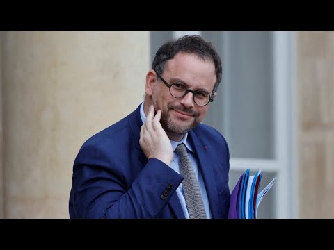 D&eacute;mission d'Aur&eacute;lien Rousseau, pr&eacute;f&eacute;rence nationale : le zapping politique