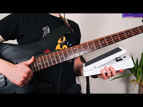 Slap bass with WAH sounds DANGEROUSLY funky