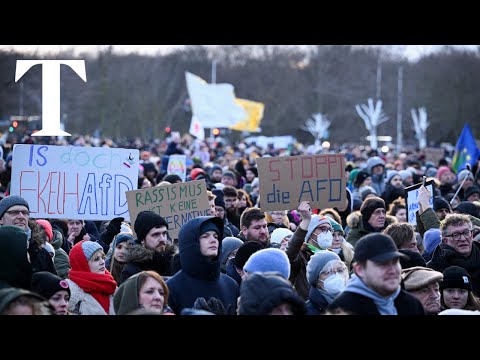 Hundreds of thousands demonstrate against right-wing extremism in Germany