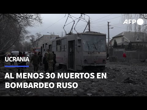 Al menos 30 muertos en bombardeo ruso &quot;masivo&quot; en Ucrania | AFP