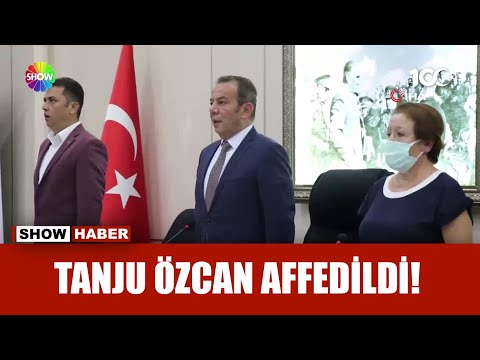 Tanju &amp;Ouml;zcan CHP'ye geri d&amp;ouml;nd&amp;uuml;!