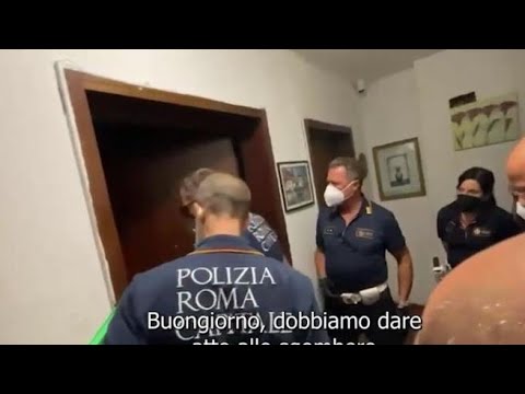 Roma, il video del blitz nelle case occupate dai clan a Tor Bella Monaca