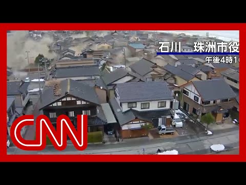 7.5 magnitude earthquake hits West Japan