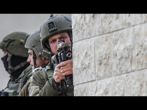 Israeli soldiers surround Hamas &lsquo;mastermind&rsquo; in Gaza City