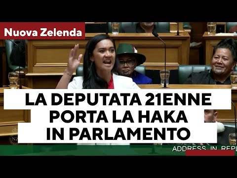 La pi&ugrave; giovane deputata della Nuova Zelanda porta la Haka in Parlamento