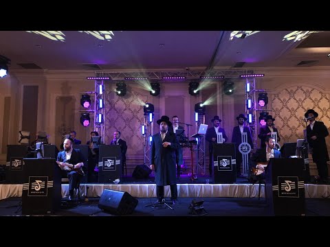 Lipa Schmeltzer &amp;bull; Yossi Shtendig Production | מנוחה ושמחה