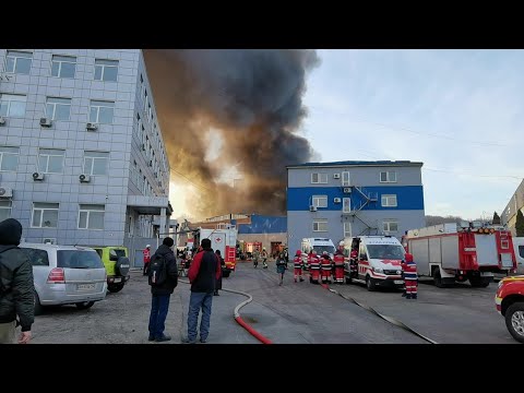 Fires and death after latest wave of Russian strikes on Ukraine | AFP