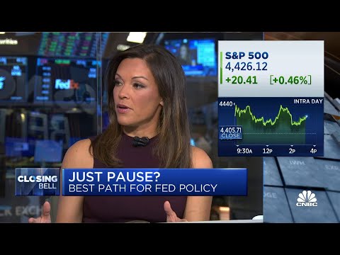 Stocks entering 'trepidatious' period in September and October, says SoFi's Liz Young