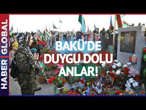 Azerbaycan Karabağ Zaferini Kutluyor! Bak&uuml;'de Şehitlikte Duygu Dolu Anlar!