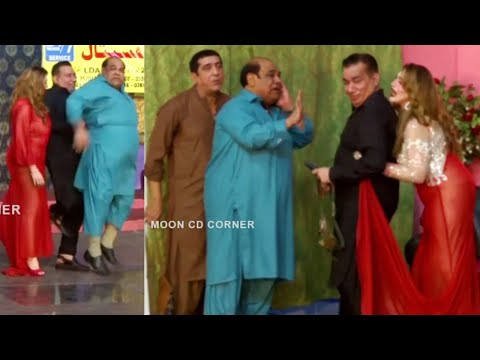 Zafri Khan and Nasir Chinyoti with Khushboo Stage Drama Thug Badmash Comedy Clip 2020