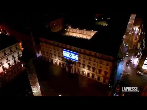 Palazzo Chigi si illumina con i colori della bandiera di Israele