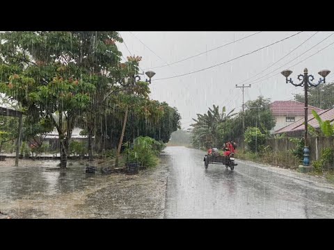 walking amidst heavy rain and thunder in a small Indonesian town | Relaxing Rain Sound - ASMR