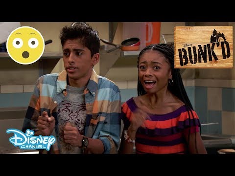 Bunk'd | SNEAK PEEK SEASON 3 - Beast In The Kitchen! ?| Disney Channel UK