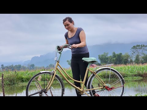 Thoa Single Girl-Repair an old bicycle that has been abandoned for a long time