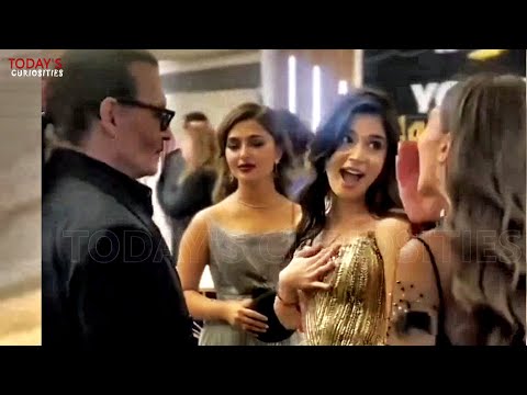 Actresses flirt with Johnny Depp at Saudi Arabia film festival