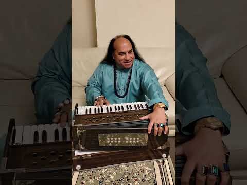 Bol Kaffara Bol Kaffara/ by Chahat Fateh Ali Khan (  released  )