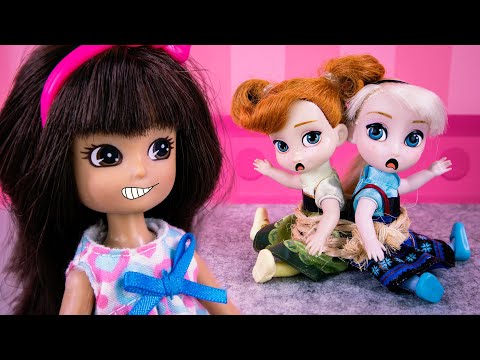 ELSA ANNA and a CANGARO!! | Luna's Toys and Dolls