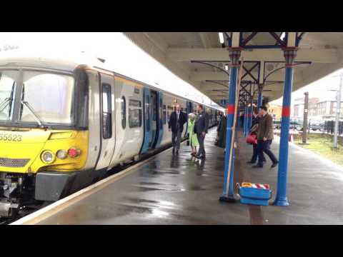 The Queen catching the train at King's Lynn station back to London