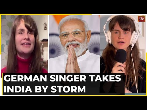 German Singer Cassandra Mae Spittmann's Mesmerizing Rendition Of 'Ram Aayenge' | Exclusive