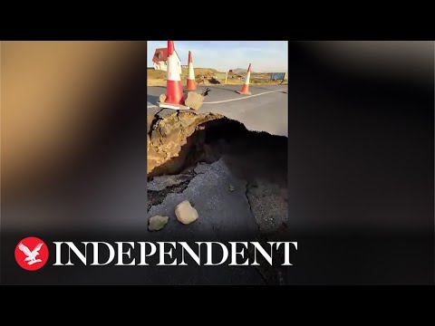 Iceland earthquakes: Huge cracks appear on roads in town at risk of volcanic eruption