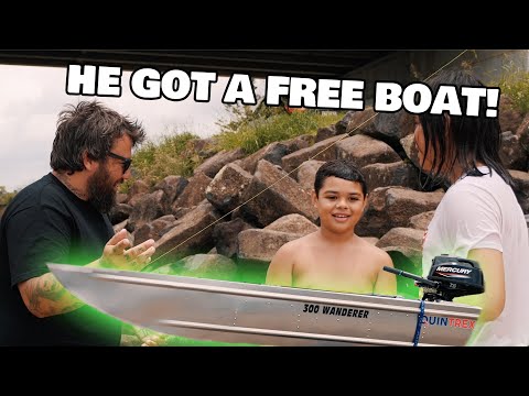 GIVING STRANGERS A FREE BOAT