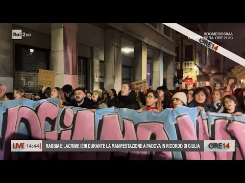 Rabbia e lacrime durante la manifestazione a Padova in ricordo di Giulia - Ore 14 del 21/11/2023