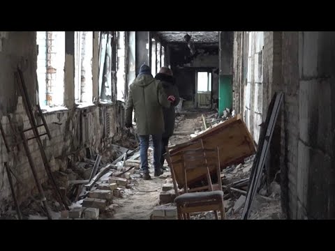 Ucraina, la battaglia per l'istruzione nelle scuole distrutte