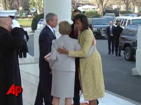 Raw Video: Obama Arrives at the White House