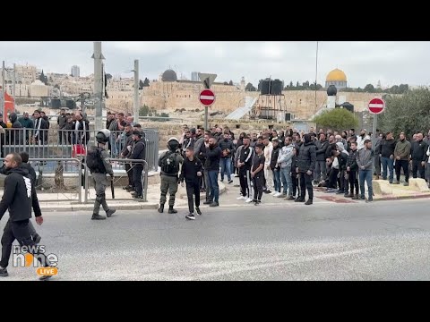 Palestinians Defy Restrictions: Friday Prayer In Jerusalem 